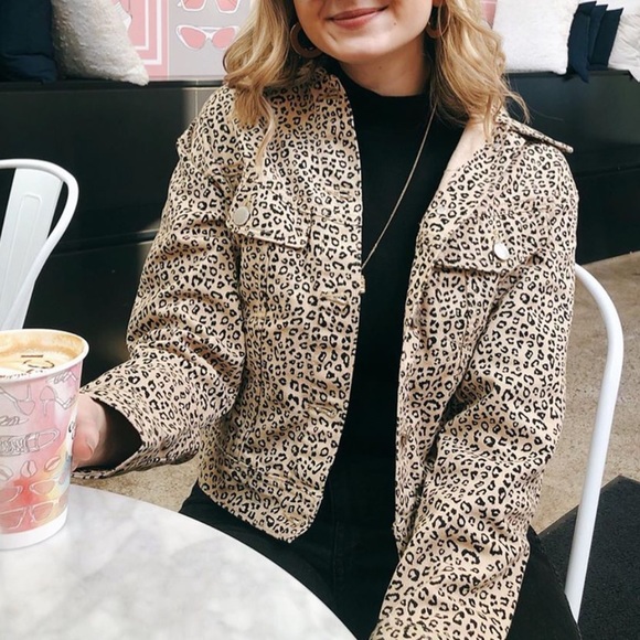 H&M Jackets & Blazers - 🐆CHEETAH/LEOPARD PRINT DENIM JACKET